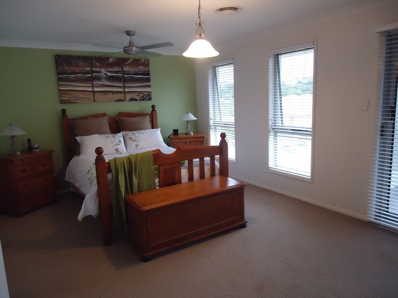 17 Hinchinbrook Drive, Shell Cove NSW 2529