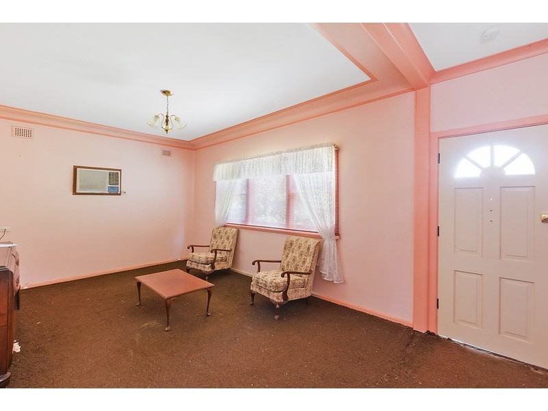 20 White parade, St Marys NSW 2760