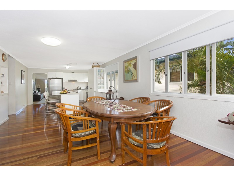 26 Ellerdale St, Aspley QLD 4034