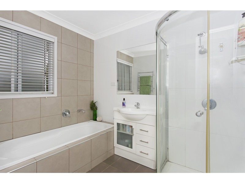 26 Ellerdale St, Aspley QLD 4034