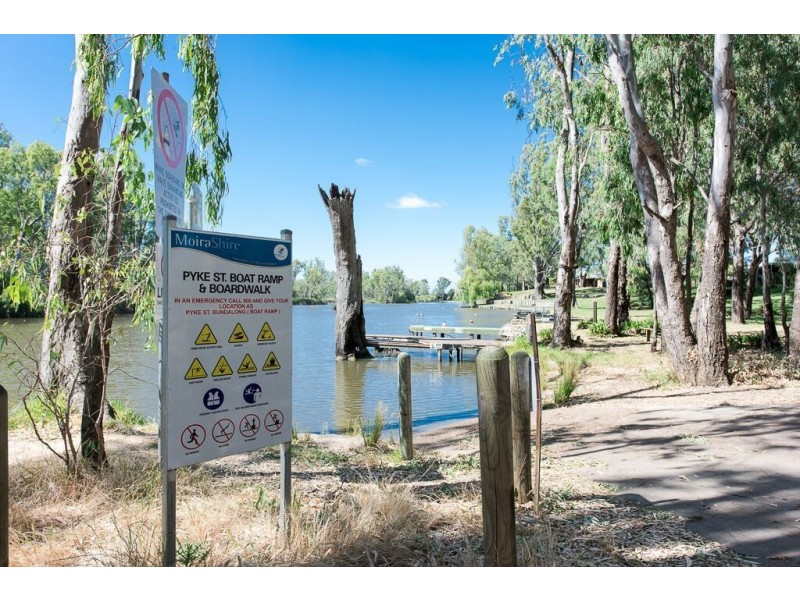 33 BAILEY STREET, Bundalong VIC 3730