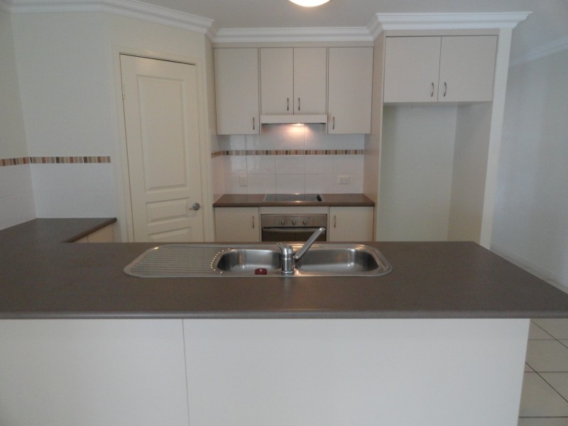 8 Bauhinia Street, Boyne Island QLD 4680