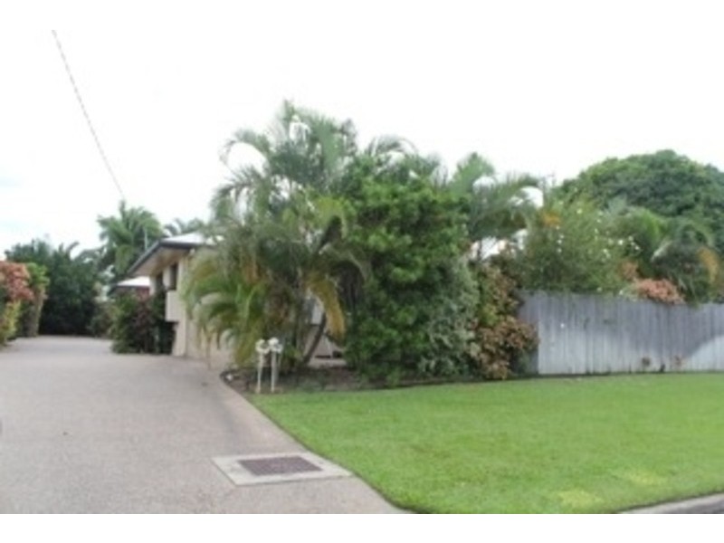 2/20 Tapiolas Avenue, Kirwan QLD 4817