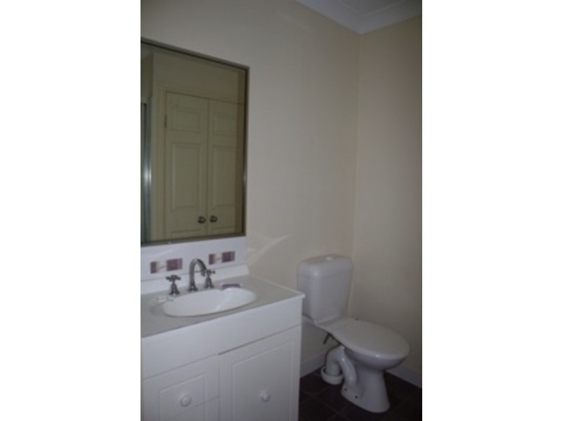 2/20 Tapiolas Avenue, Kirwan QLD 4817