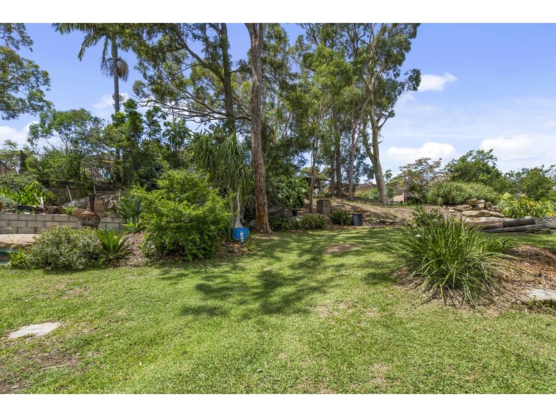 5 Belmore Road, Peakhurst NSW 2210
