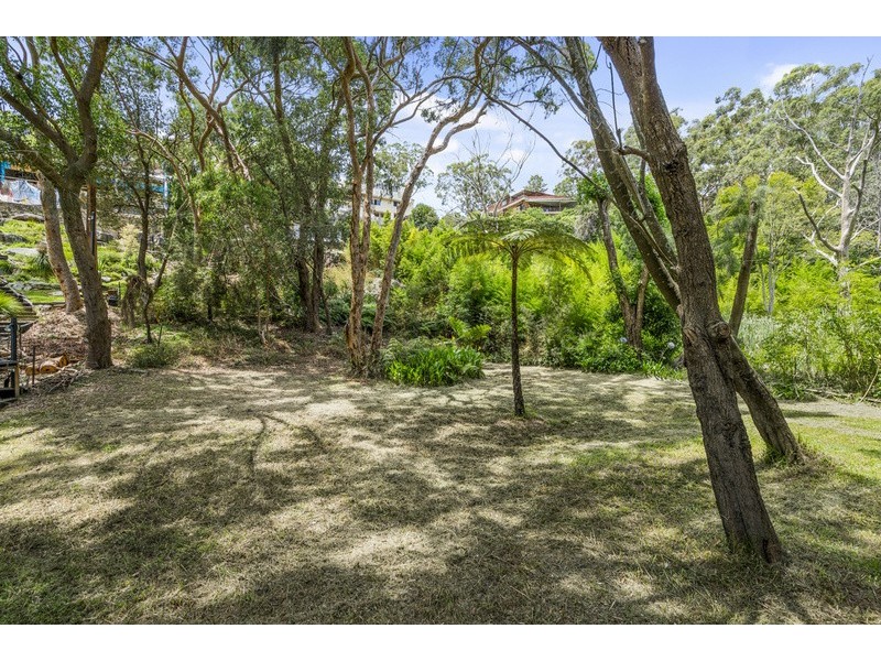 5 Belmore Road, Peakhurst NSW 2210