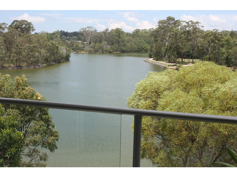 2/56 Bridgewater Dr, Varsity Lakes QLD 4227