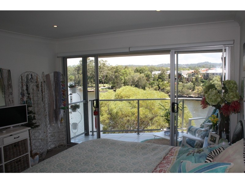 2/56 Bridgewater Dr, Varsity Lakes QLD 4227