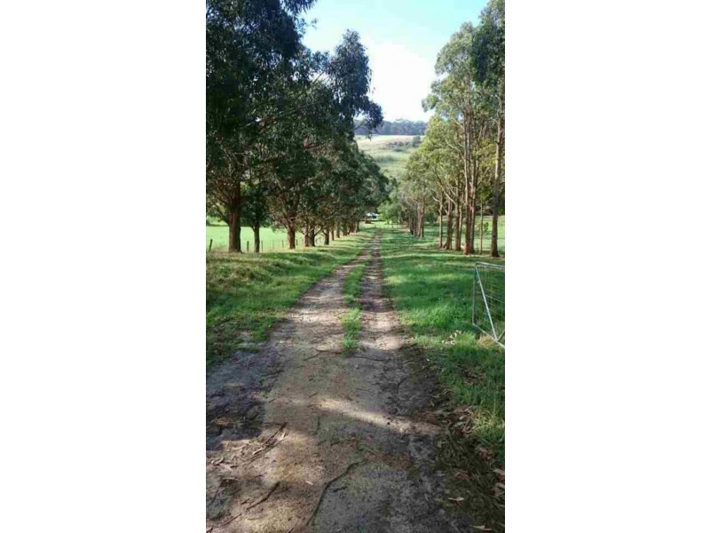 94 Gunns Road, Carrajung Lower VIC 3844