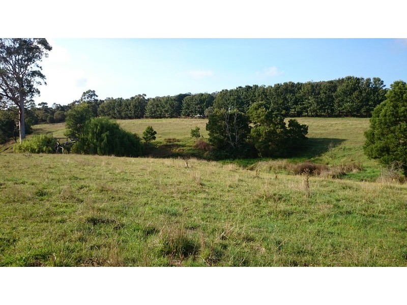 94 Gunns Road, Carrajung Lower VIC 3844