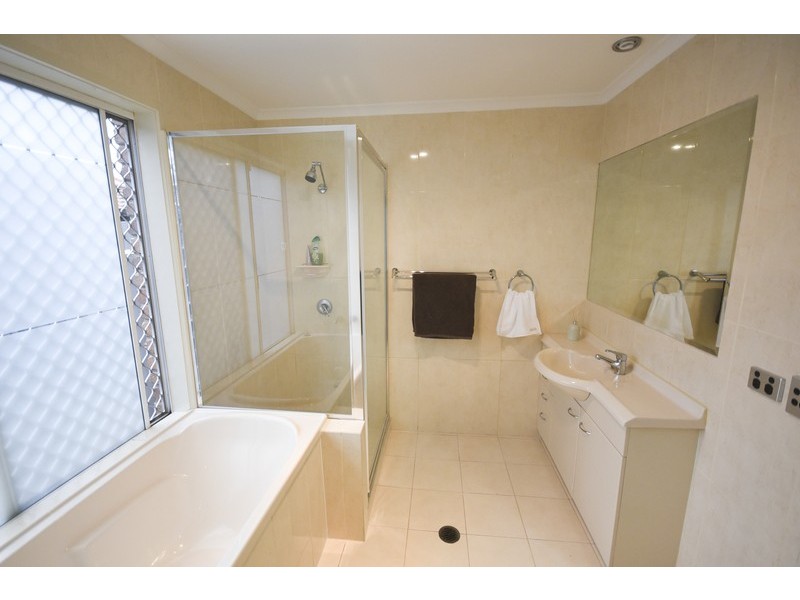 12  Mercator Court, Carrara QLD 4211