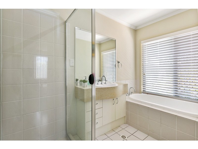 13 Amelia Place, Cleveland QLD 4163