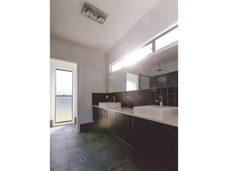 15 Newport Street, Peregian Beach QLD 4573