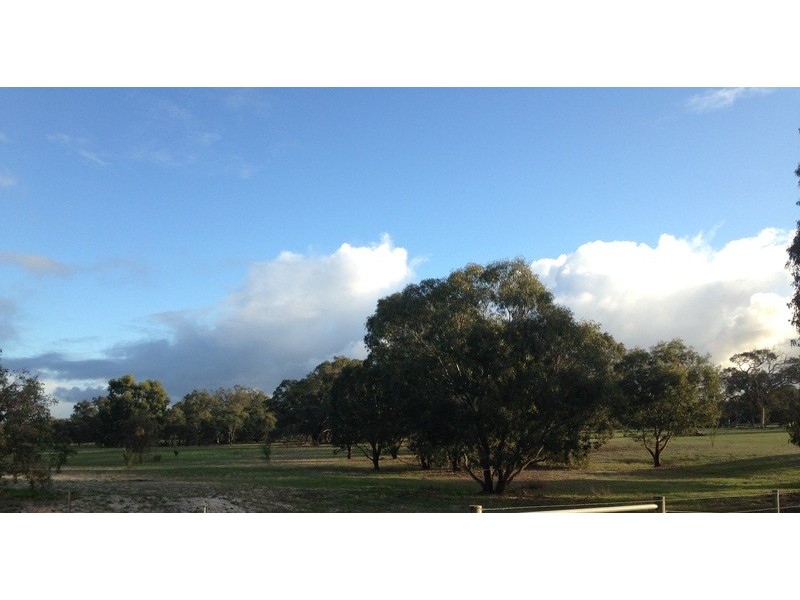 54 Laura Road, Wanerie WA 6503