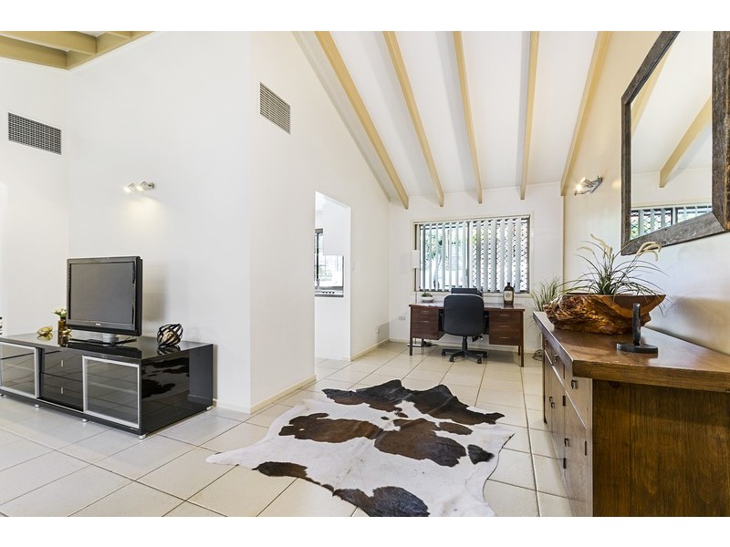 14 Sirocco Street, Jamboree Heights QLD 4074