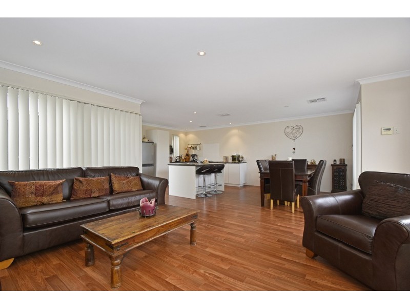 48 Kahana Parkway, Butler WA 6036