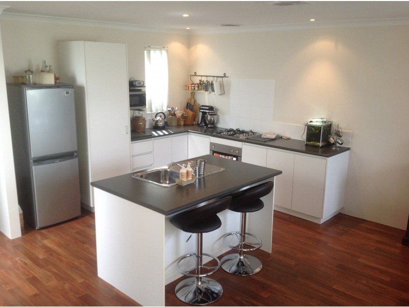 48 Kahana Parkway, Butler WA 6036