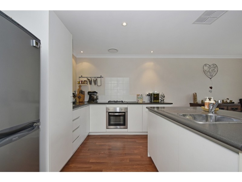 48 Kahana Parkway, Butler WA 6036