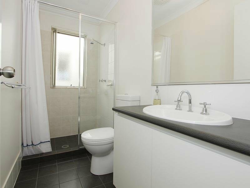 48 Kahana Parkway, Butler WA 6036