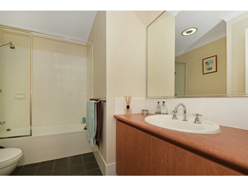 48 Kahana Parkway, Butler WA 6036