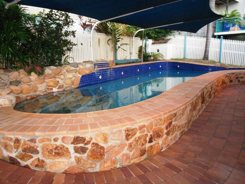 18 Braemar Crescent, Castle Hill QLD 4810