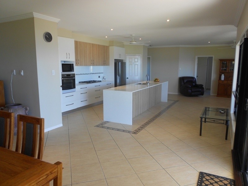 18 Braemar Crescent, Castle Hill QLD 4810