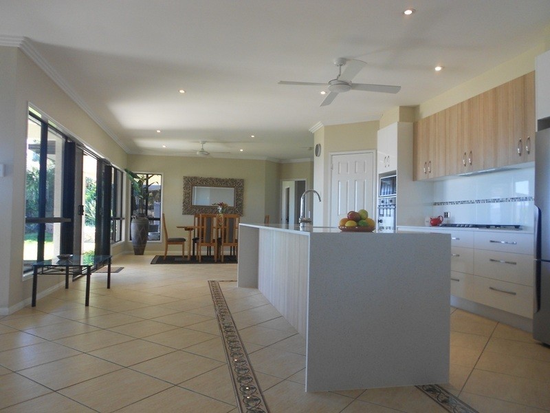 18 Braemar Crescent, Castle Hill QLD 4810