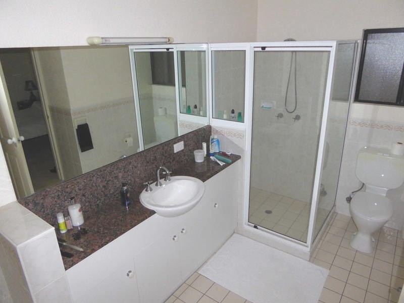 8/353 Severin Street, Parramatta Park QLD 4870