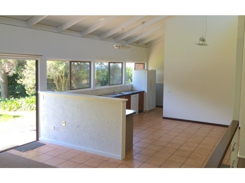 144 Beacon Road, Tamborine Mountain QLD 4272