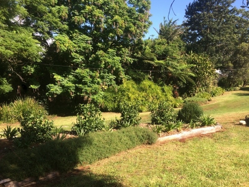 144 Beacon Road, Tamborine Mountain QLD 4272