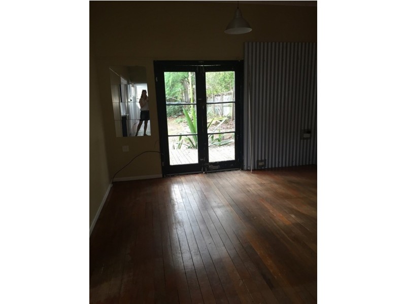 23 Egerton St, Southport QLD 4215