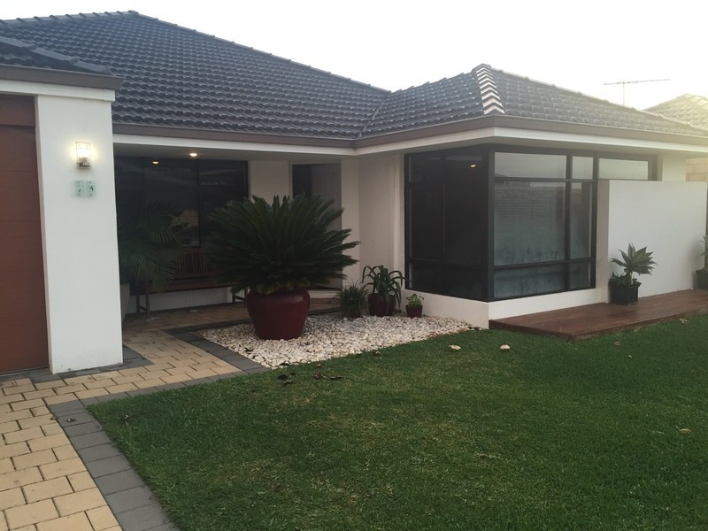 73 Hookstone drive, Landsdale WA 6065