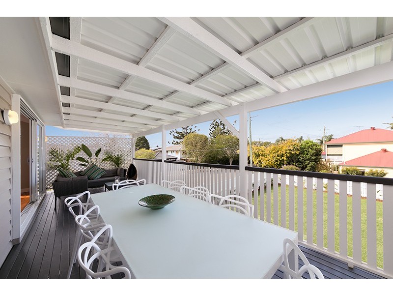 80 Park Terrace, Sherwood QLD 4075