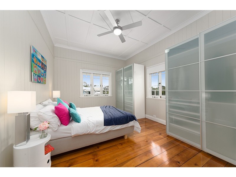 80 Park Terrace, Sherwood QLD 4075