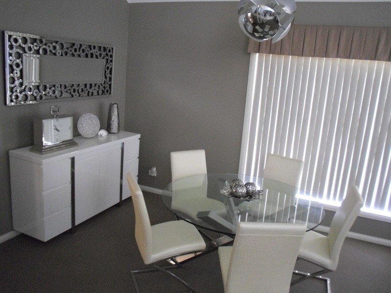 23 Robey Ave, Middleton Grange NSW 2171