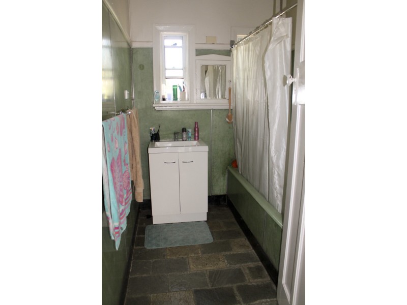 135 Main Road, Speers Point NSW 2284