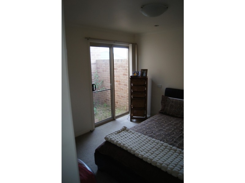 2/1 Ursa Street, Belmont VIC 3216