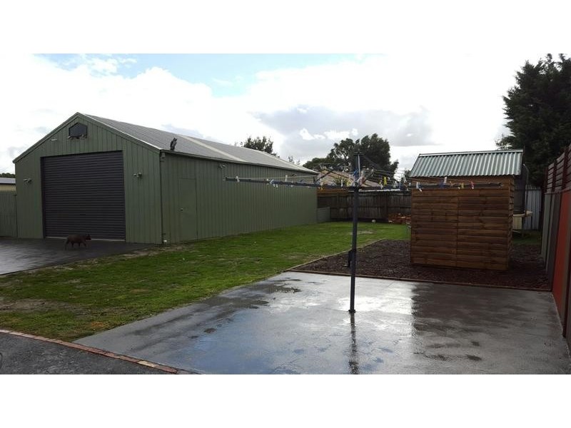 14 Petrel Close, Blind Bight VIC 3980