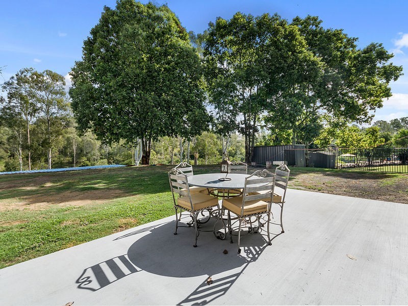 112 Gladstone Rd, Coalfalls QLD 4305