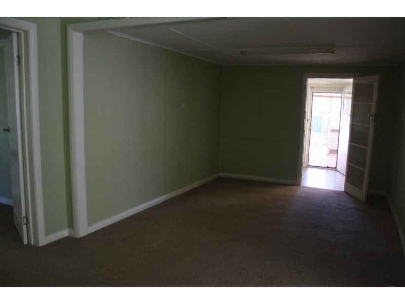 166 Algalah St, Narromine NSW 2821