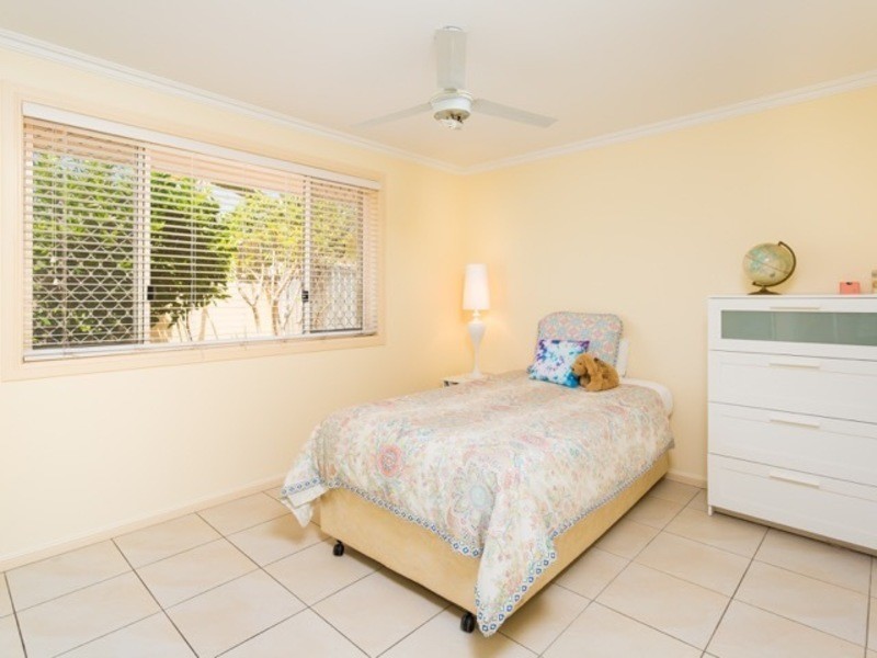 21 Moonraker Street, Clear Island Waters QLD 4226