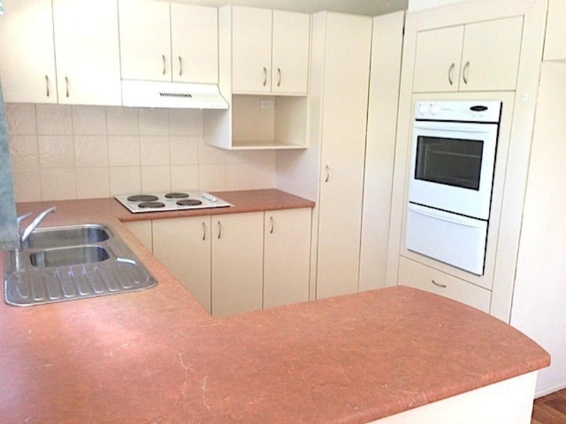 16 Milperra Road, Rochedale South QLD 4123