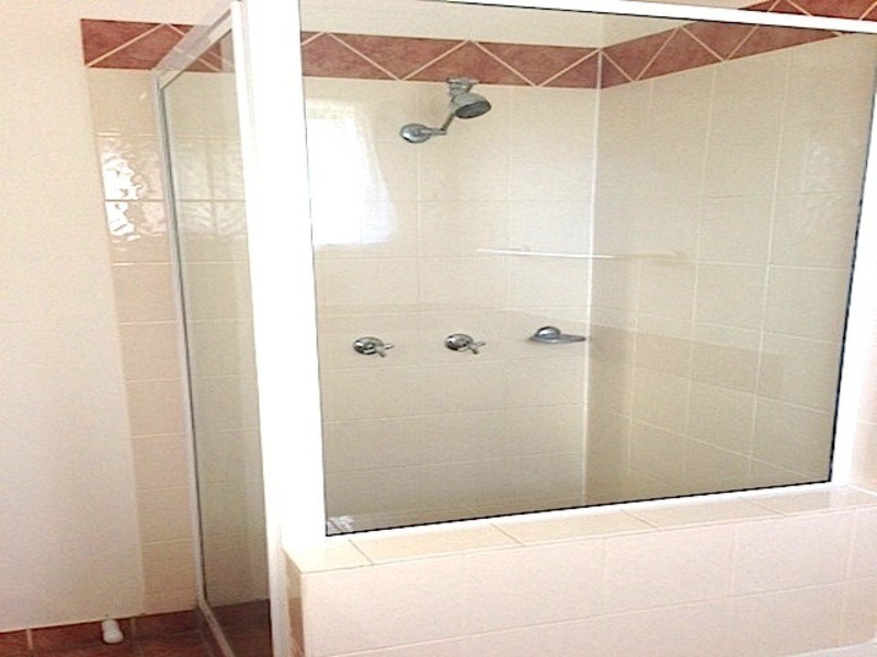 16 Milperra Road, Rochedale South QLD 4123