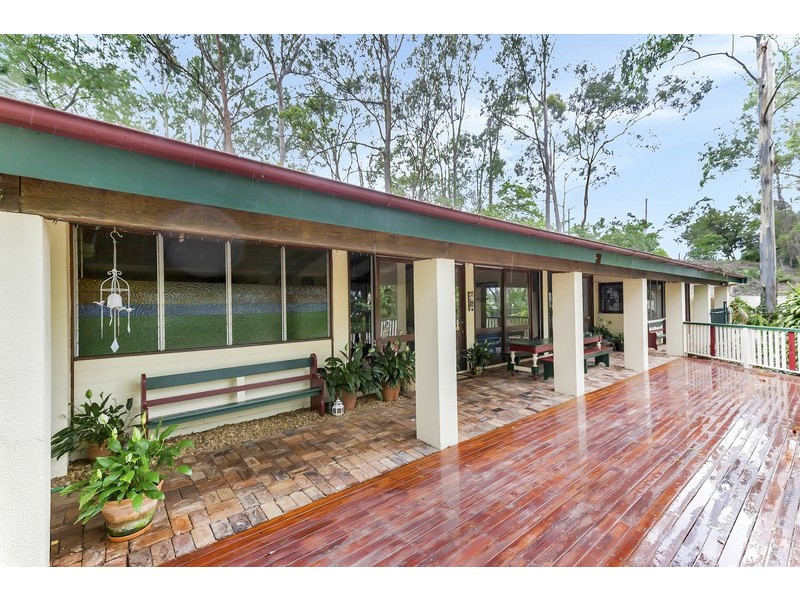 21 Moores Pocket Rd, Moores Pocket QLD 4305
