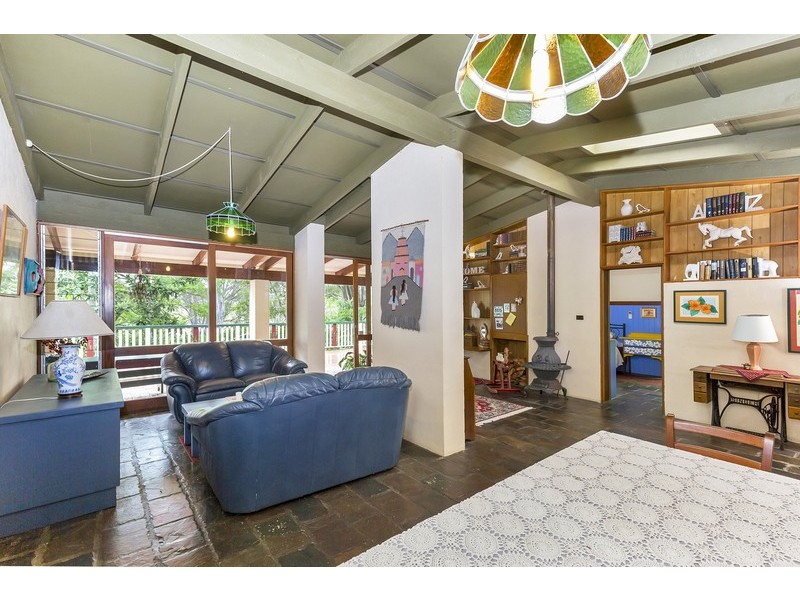 21 Moores Pocket Rd, Moores Pocket QLD 4305