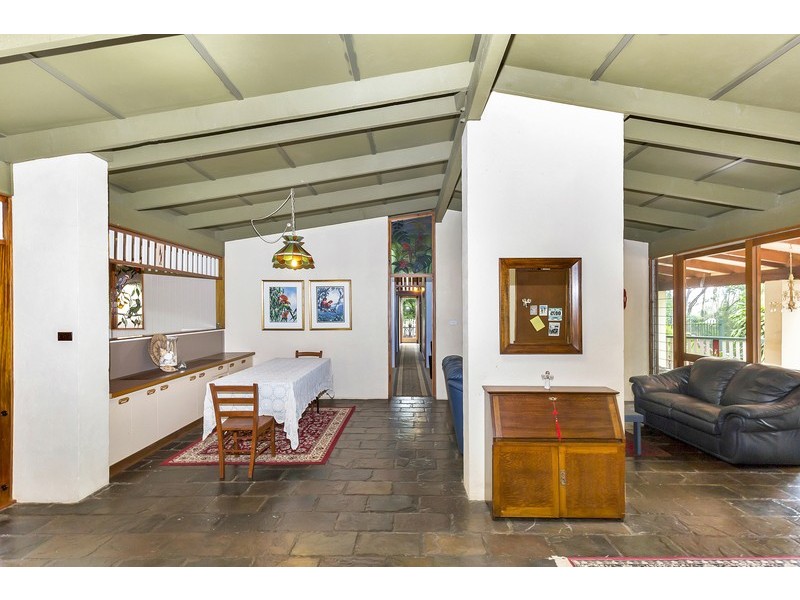 21 Moores Pocket Rd, Moores Pocket QLD 4305