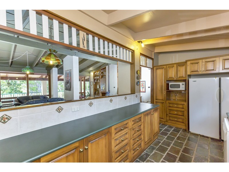 21 Moores Pocket Rd, Moores Pocket QLD 4305