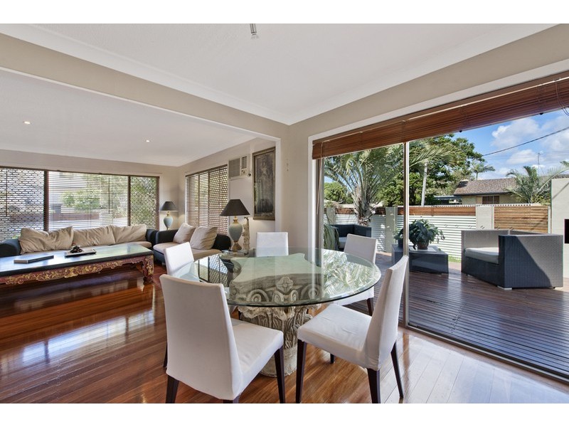 136 Muir St, Labrador QLD 4215