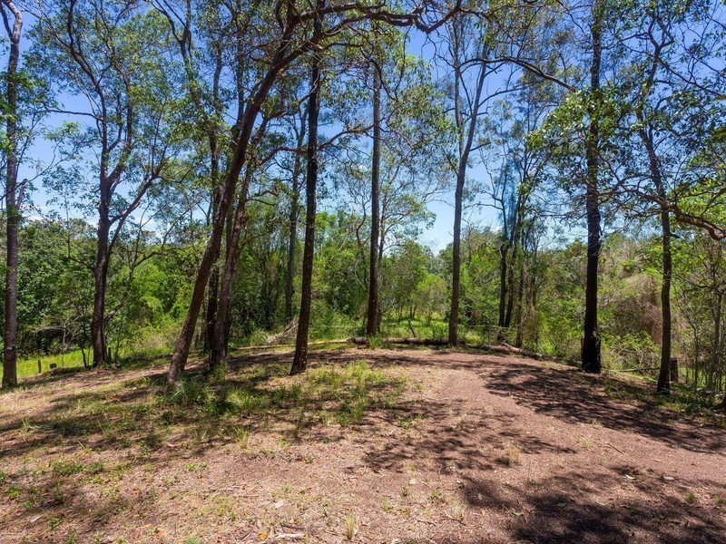 22 & 30 Emma Place, Fig Tree Pocket QLD 4069