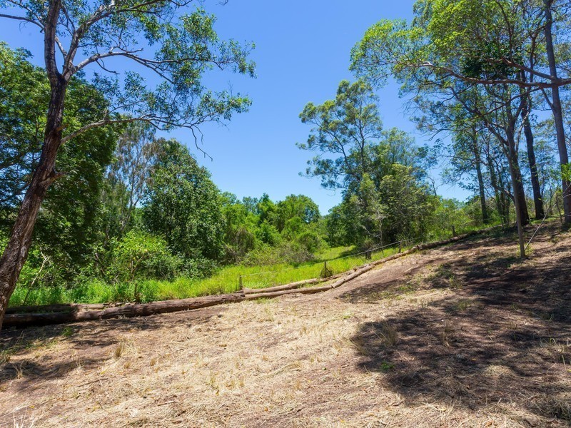 22 & 30 Emma Place, Fig Tree Pocket QLD 4069